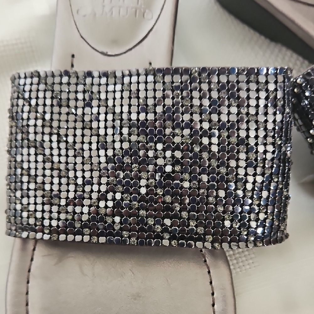 Elegant Silver Slide Sandals - Picture 13 of 16